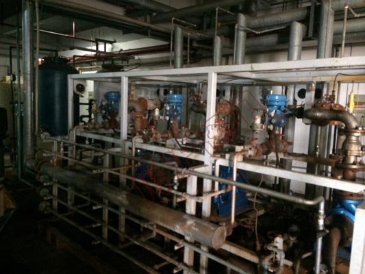 閥門現(xiàn)場(chǎng)圖片